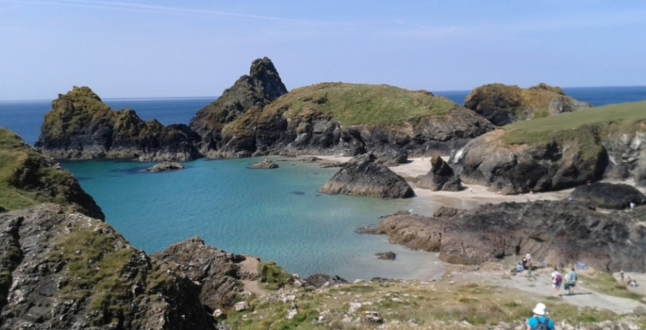 Top picnic spots in Cornwall - Kynance Cove